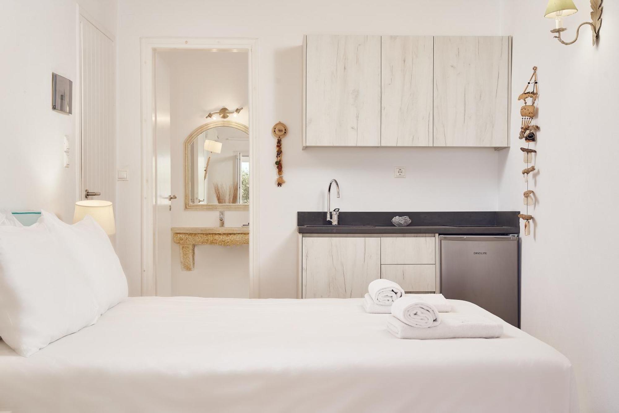 Villa Petrolefko By Ethos Hospitality Ornos  Dış mekan fotoğraf